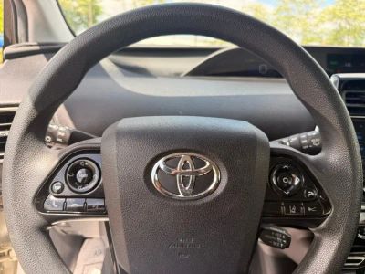 2019 Toyota Prius - Photo 22