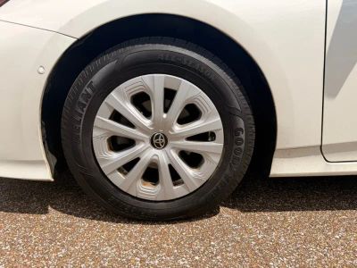 2019 Toyota Prius - Photo 15
