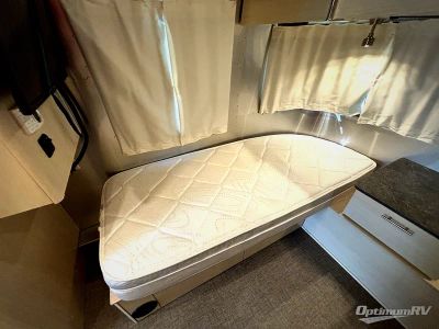 2022 Airstream Flying Cloud - Photo 9