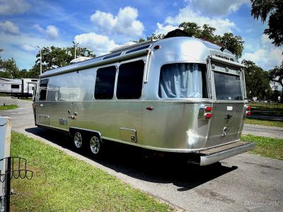 2022 Airstream Flying Cloud - Photo 3