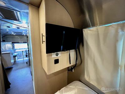 2022 Airstream Flying Cloud - Photo 10
