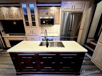 2019 DRV Mobile Suites - Photo 6