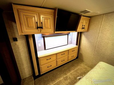2019 DRV Mobile Suites - Photo 11