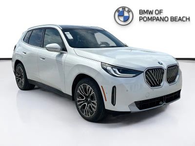 2026 BMW X3 30 xDrive in Mineral White Metallic — front three-quarter view