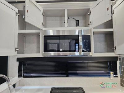2025 Keystone RV Avalanche - Photo 22