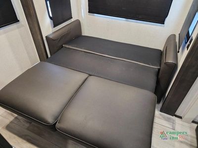 2025 Keystone RV Avalanche - Photo 49