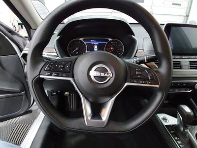 2023 Nissan Altima - Photo 12