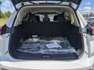2026 Nissan Rogue — photo 12 view
