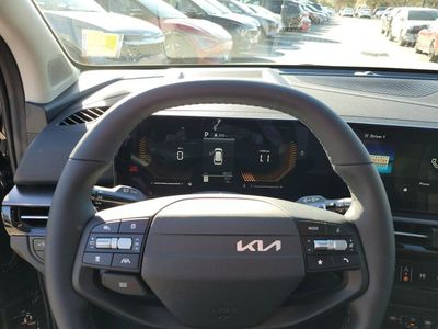 2026 Kia Sportage — photo 13 view