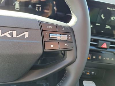 2026 Kia Sportage — photo 12 view