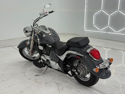 2025 Suzuki Boulevard C50 - Photo 4