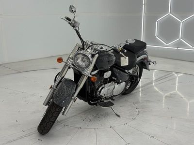 2025 Suzuki Boulevard C50 - Photo 2
