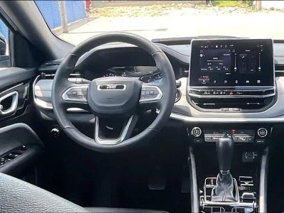 2025 Jeep Compass — detail view
