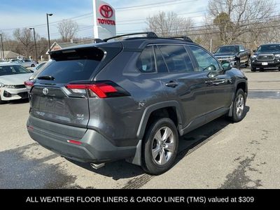 2023 Toyota RAV4 XLE - Photo 4