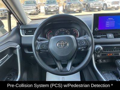 2023 Toyota RAV4 XLE - Photo 17