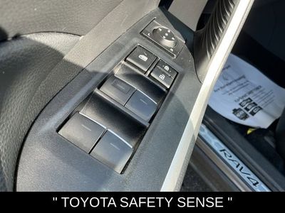 2023 Toyota RAV4 XLE - Photo 14