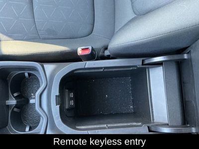 2023 Toyota RAV4 XLE - Photo 24