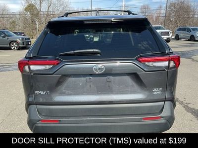 2023 Toyota RAV4 XLE - Photo 5