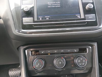 2022 Volkswagen Tiguan - Photo 20
