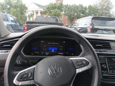 2022 Volkswagen Tiguan - Photo 13