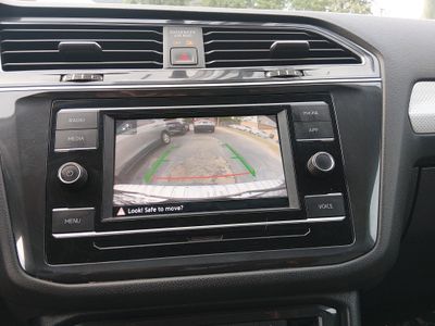 2022 Volkswagen Tiguan - Photo 17