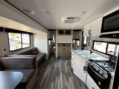2026 Jayco Jay Flight SLX — photo 21 view