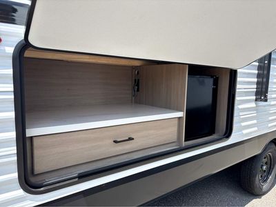 2026 Jayco Jay Flight SLX — photo 8 view
