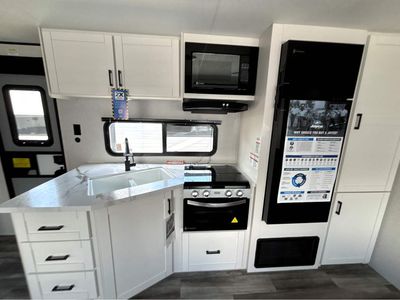 2026 Jayco Jay Flight SLX — photo 12 view