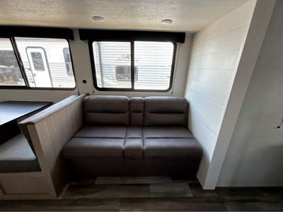 2026 Jayco Jay Flight SLX — photo 10 view