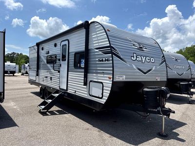 2026 Jayco Jay Flight SLX — front three-quarter view