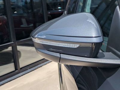 2025 Audi Q5 - Photo 9