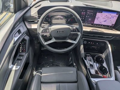 2025 Audi Q5 - Photo 12