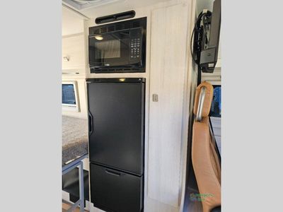 2026 Winnebago Travato - Photo 32