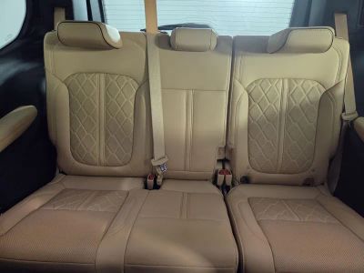 2025 Jeep Grand Wagoneer — photo 30 view