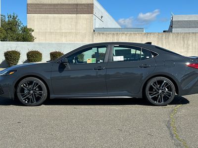 2026 Toyota Camry - Photo 5