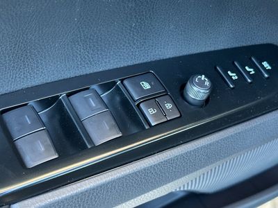 2026 Toyota Camry - Photo 13