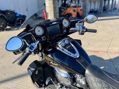 2025 Indian Motorcycle Roadmaster Elite Springfield Blue Candy - Photo 11