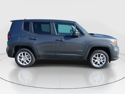2023 Jeep Renegade - Photo 8