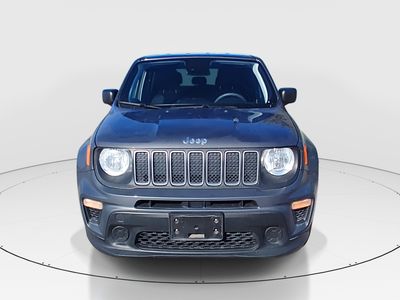 2023 Jeep Renegade - Photo 2