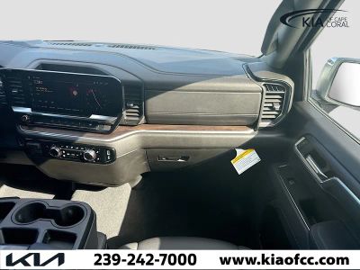 2026 GMC Sierra 1500 — photo 16 view