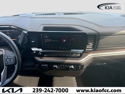 2026 GMC Sierra 1500 — photo 17 view