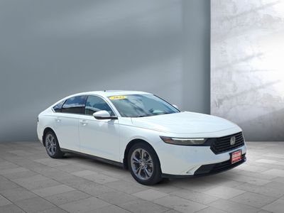 2023 Honda Accord Hybrid — photo 8 view
