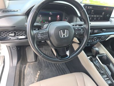 2023 Honda Accord Hybrid — photo 12 view