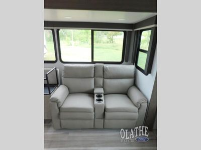 2026 Keystone RV Cougar Half-Ton - Photo 15