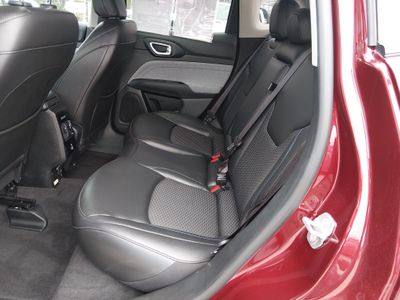 2022 Jeep Compass - Photo 19