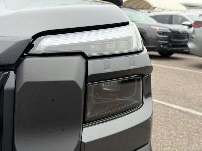 2026 Subaru Outback — photo 9 view