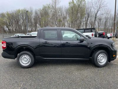 2026 Ford Maverick - Photo 2