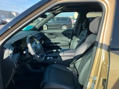 2027 Kia Telluride Hybrid - Photo 10