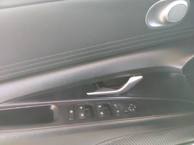 2024 Hyundai Elantra - Photo 19