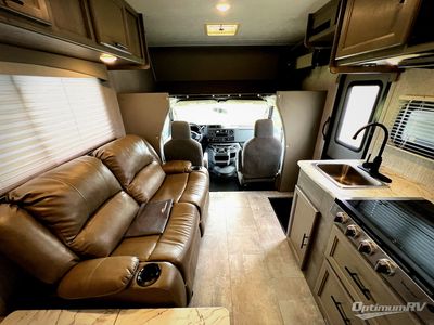 2021 Coachmen Freelander - Photo 19